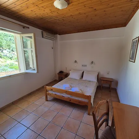 Eptanisa Lejlighedshotel