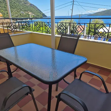 Eptanisa Hotel de apartamente Mikros Gialos