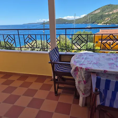 Eptanisa Lejlighedshotel Mikros Gialos