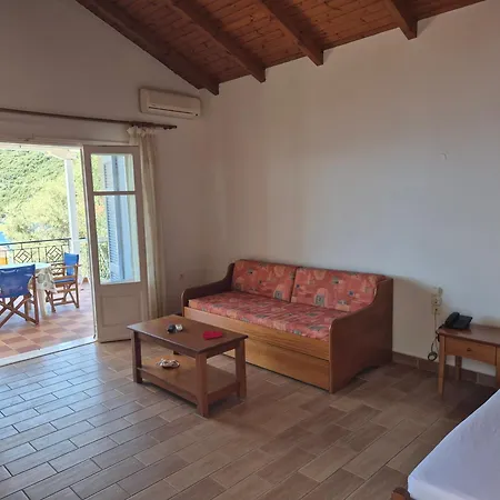 Lejlighedshotel Eptanisa 3*