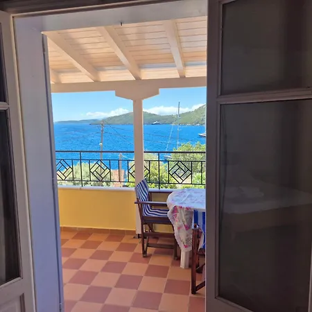 Lejlighedshotel Eptanisa Mikros Gialos