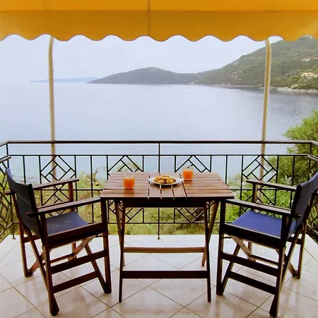 Eptanisa Hotel de apartamente Mikros Gialos