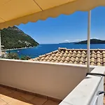 Hotel apartamentowy Eptanisa Mikros Gialos