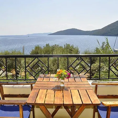 Eptanisa Apt-hotel 3* Mikros Gialos