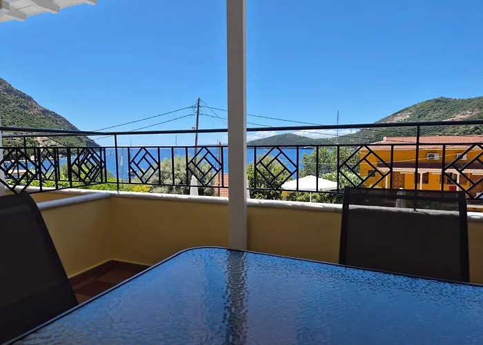 Apart-hotel Eptanisa 3*