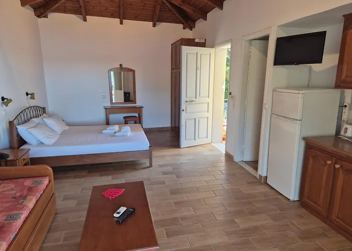 Eptanisa Apart-hotel Mikros Gialos