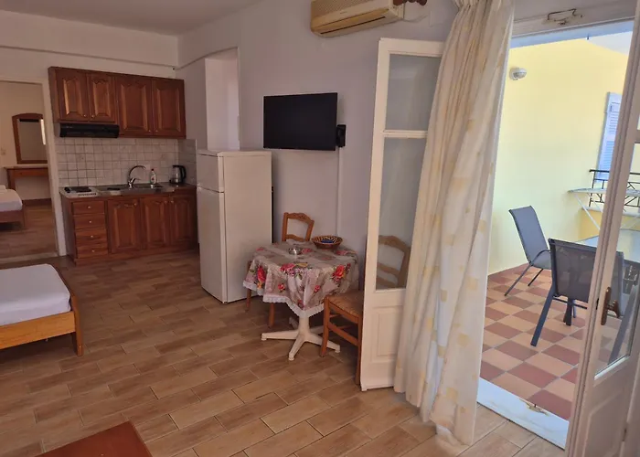 Eptanisa Apart-hotel 3*