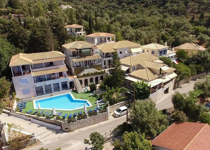 Eptanisa 3* Mikros Gialos