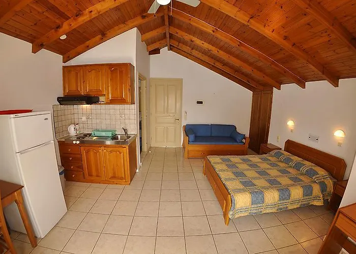 Eptanisa Apart-hotel Mikros Gialos